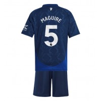 Echipament fotbal Manchester United Harry Maguire #5 Tricou Deplasare 2024-25 pentru copii maneca scurta (+ Pantaloni scurti)